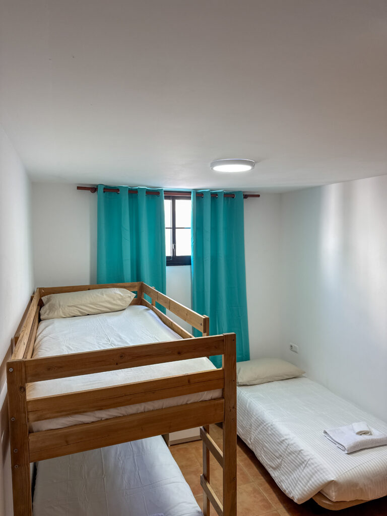 habitaciones del surfhouse en Corralejo
